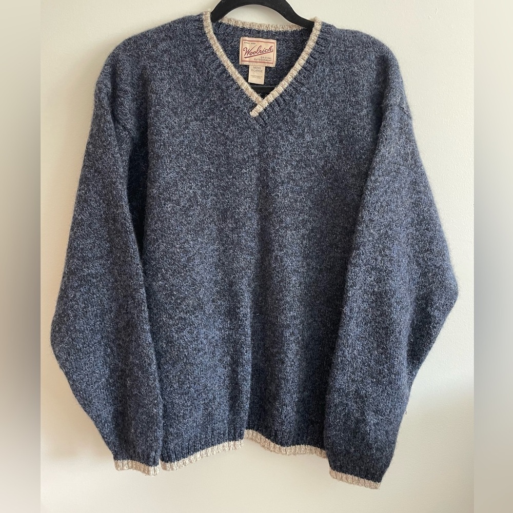 WOOLRICH - vintage v-neck wool blend sweater, blue and white size XL